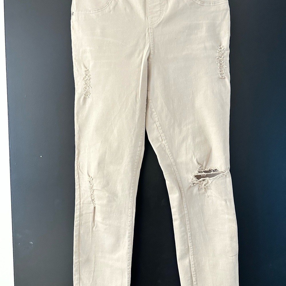 HUE Light Tan Pants